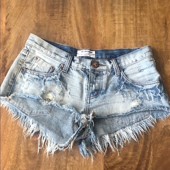 One Teaspoon Pants - One teaspoon Bonita’s shorts. Size 27